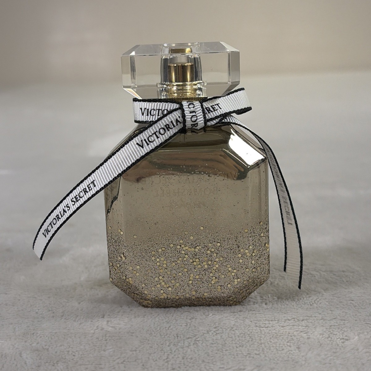 Victoria 's Secret Bombshell Nights 1.7oz. Women's Eau de Parfum