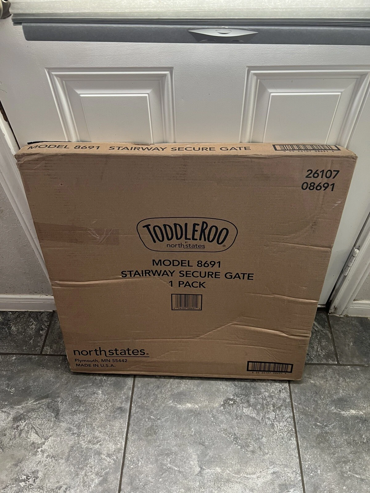 Toddleroo by North States Supergate Ergo Child Gate, Baby Gate for Stairs