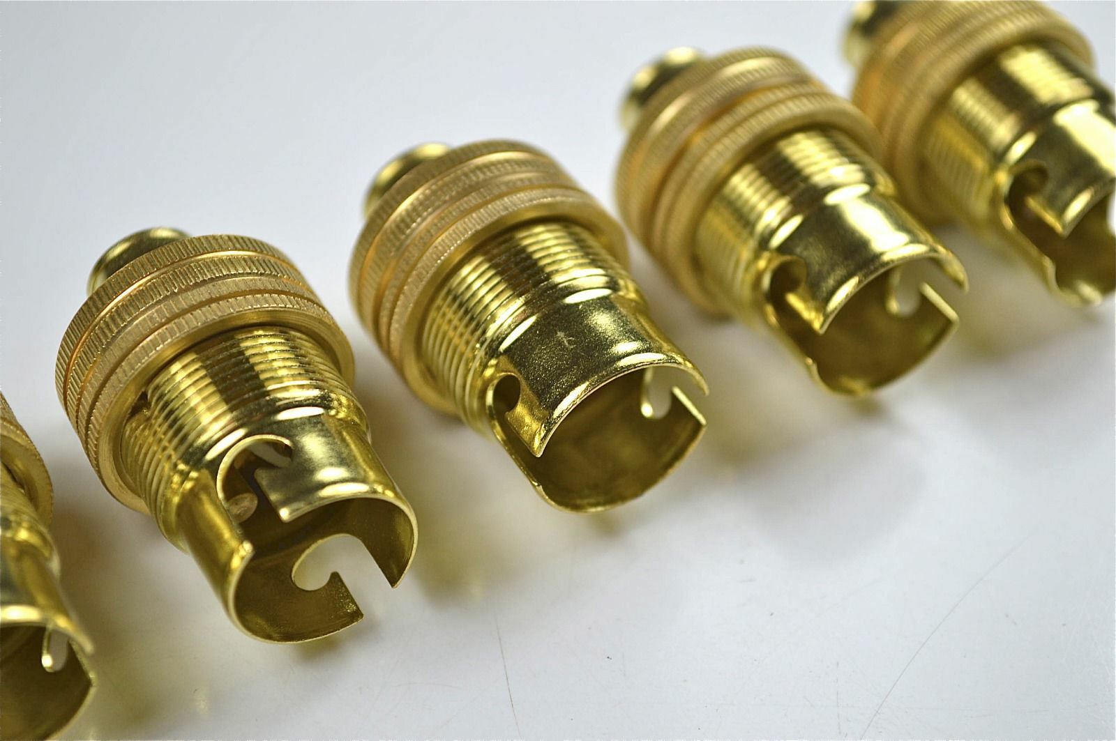 5 brass B22 bulb holder earthed lamp holder shade ring 1/2 inch