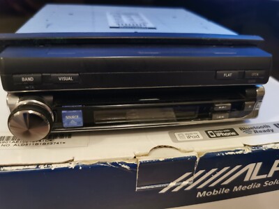 Alpine IVA-D511RB Mobile Media Station with Competition-Level Quality CLEAN COND