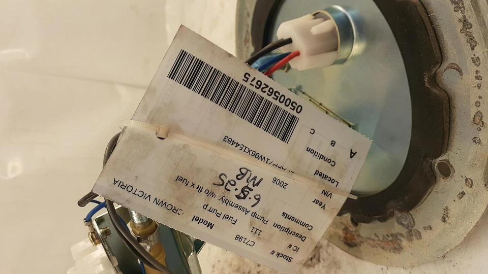 Used Fuel Pump fits: 2006 Ford Crown victoria Pump Assembly w/o flex fuel Grade - Image 3 of 4