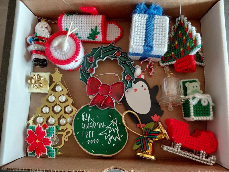 Mixed Lot Of Christmas Ornaments