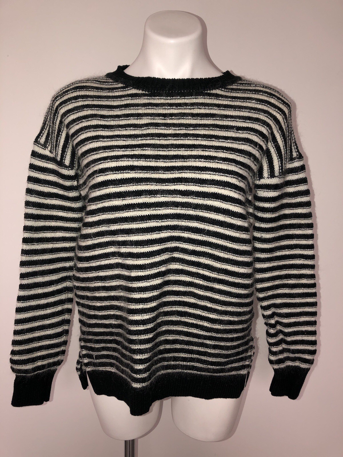 Rebecca Minkoff Wool Blend Split Back Sweater Siz… - image 2