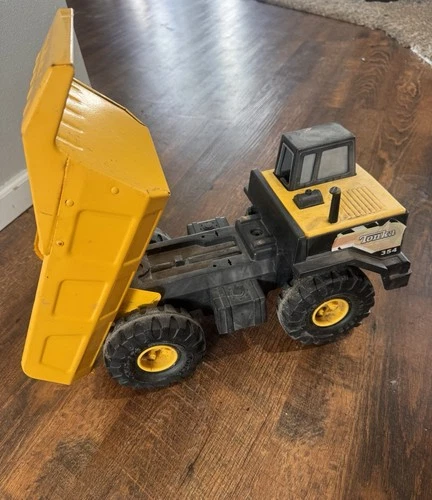 Vintage Tonka 354 Dump Truck Yellow Black Diecast Metal Construction Toy USA