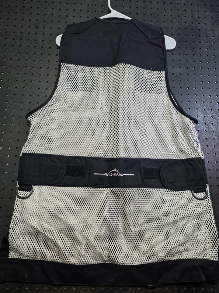 Wild Hare Shooting Vest L Black/Silver Mesh Shock Eater Recoil Pad Slots - Image 2 of 4