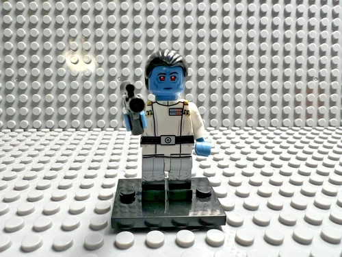 NEW Custom Star Wars Minifigure - Admiral Thrawn Rebels with stand - NOT LEGO