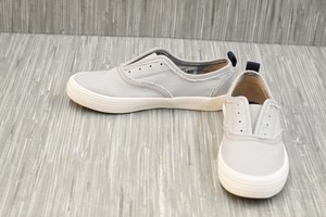 women's crest knot sneaker