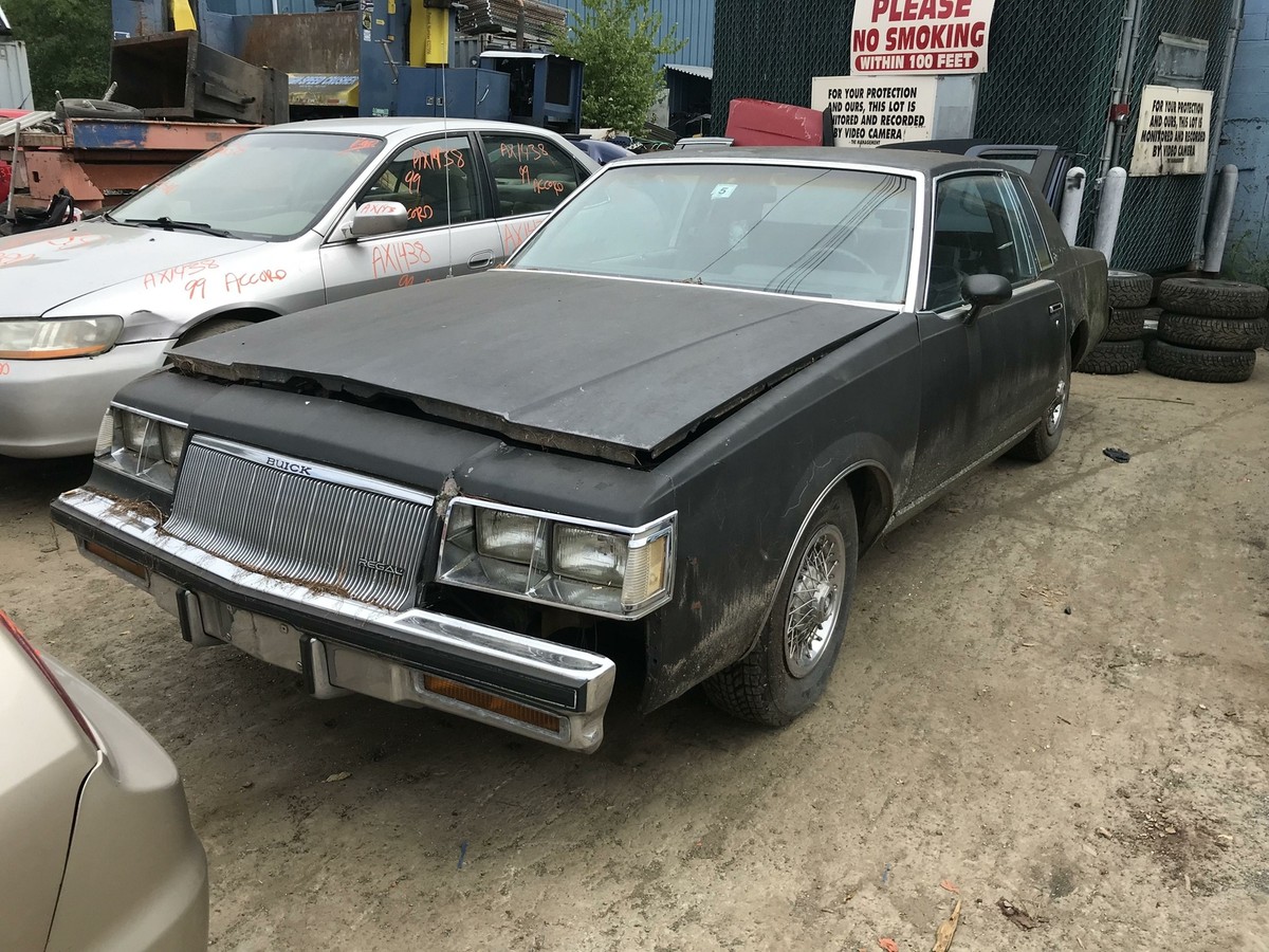 ホットウィール ★1985年★FRONT ENDER ★ BUICK REGAL ホットウィール ☆1985年☆FRONT ENDER ☆ BUICK REGAL