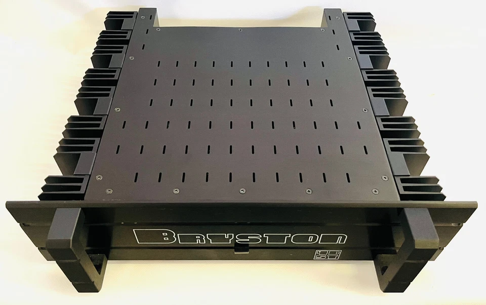 EBOND Bryston 4B-ST 250W Solid State Stereo Power Amplifier (MF009969) - Immagine 2 di 3