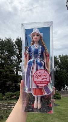 MATIX Souvenirs BV Sandy Special Edition Handmade Holland Doll 12in in Box