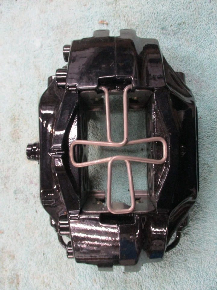 Porsche передний тормозной суппорт 95135142203 944 944S2 968 Brembo правая сторона - Изображение 2 из 4