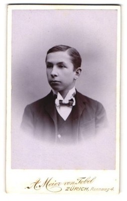 Photograph A. Meier von Tobel, Zurich, Rennweg 4, young man in suit with father 
