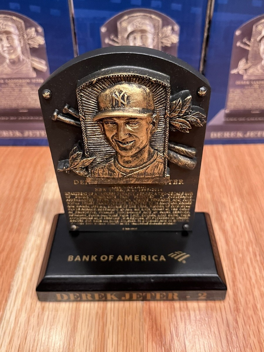 Derek Jeter 直筆サイン入り ヤンキースタジアム 座席 背もたれ s-l1200.jpg