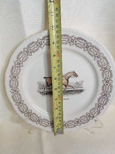 Vintage Collector Plate, Homer Laughlin, Liberty, Equestrian Center, Road Riding - Picture 2 of 5