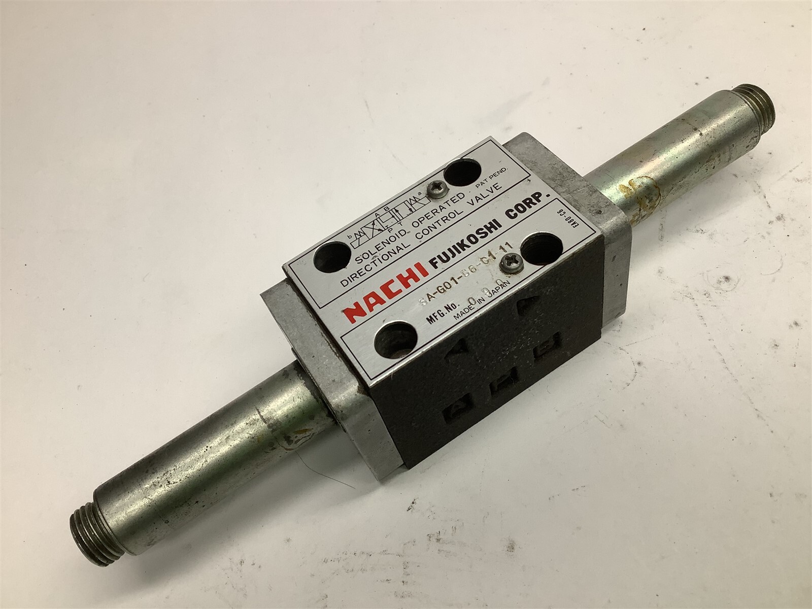 Used Nachi SA-G01-C6-C1-11 Hydraulic Directional Solenoid Valve U5-5