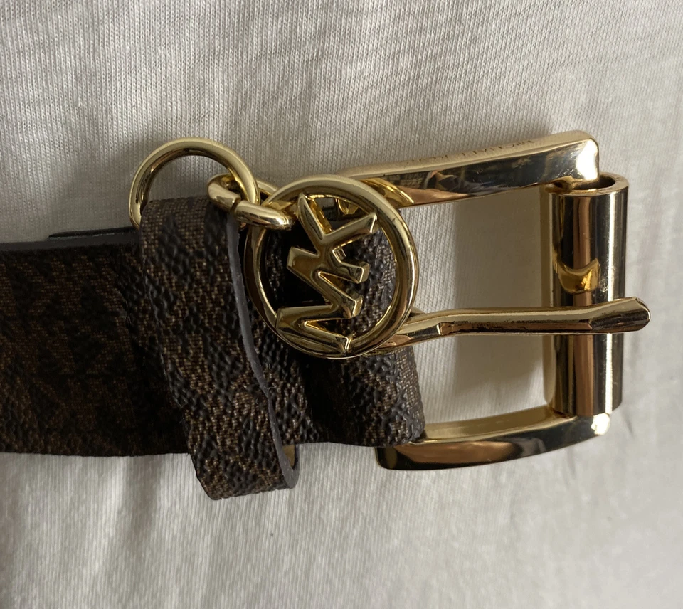 CINTURÓN MICHAEL KORS CHOCOLATE LOGOTIPO MK CON ENCANTO MK HEBILLA DORADA ¡ADELANTE! MK!!! Foto 4 de 4