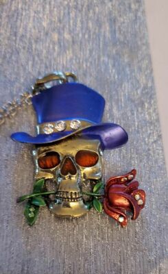 SUGAR SKULL LARGE BOLD PENDANT NECKLACE