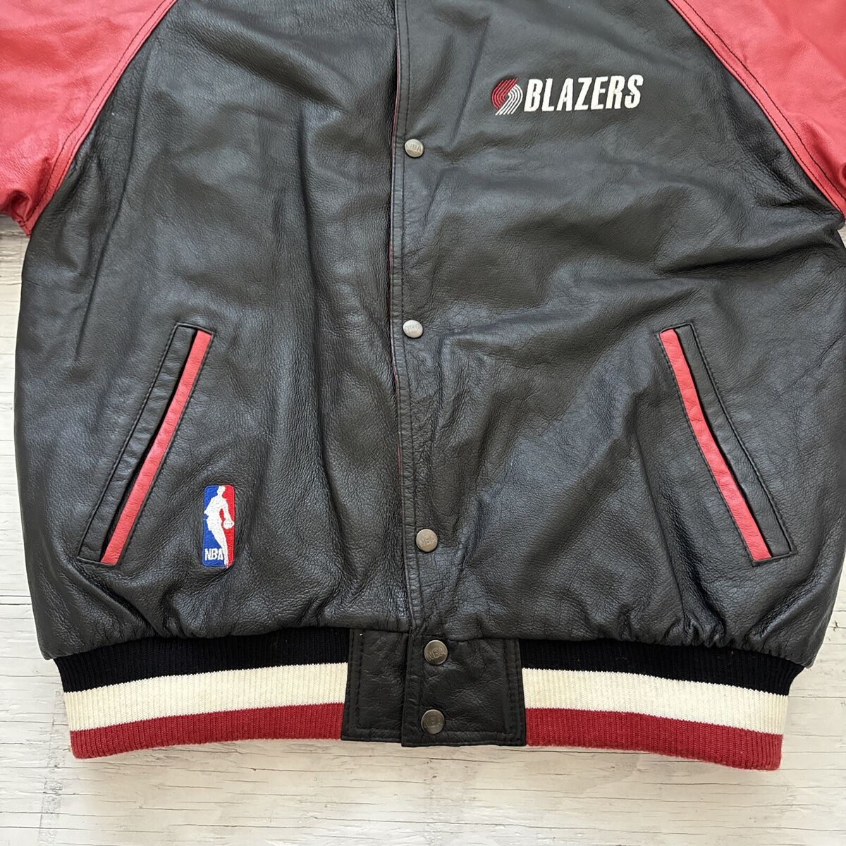 Vintage 90s NBA Pro Player Portland Trailblazer Leather Vintage 90s NBA Pro Player Portland Trailblazer Leather