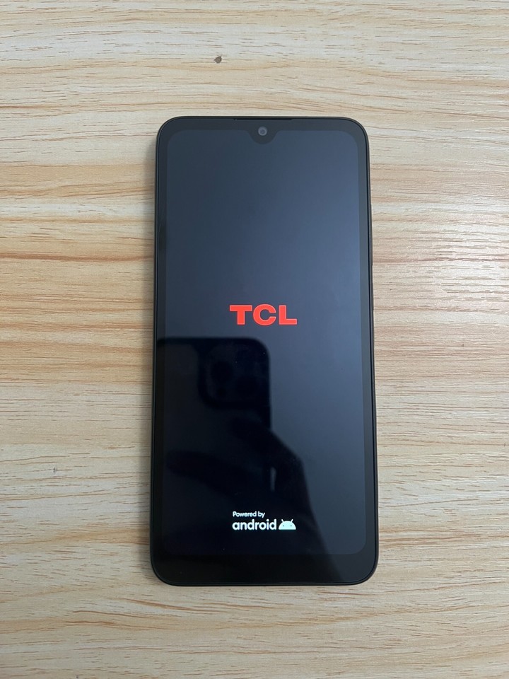 Android 30z TCL 4188R 30 Z 32/3 GB 8MP 6.1
