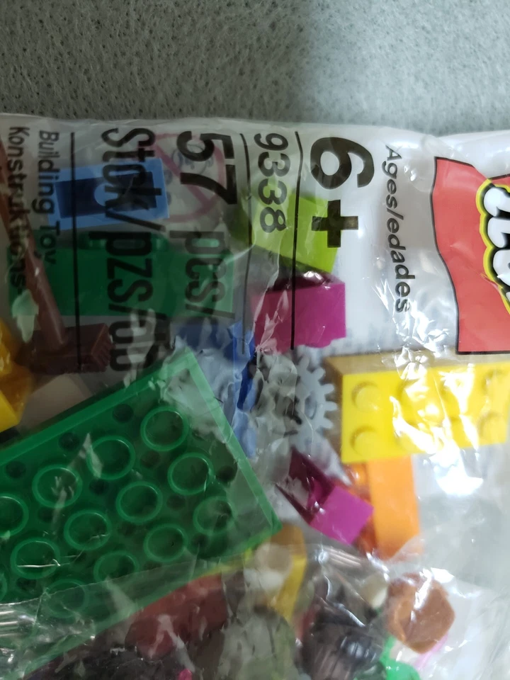 New Lego 9338 Building Toy mini kit, 2002, 57 pieces - Image 2 of 4