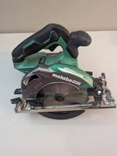 Metabo HPT MultiVolt 7-1/4-in Cordless Circular Saw Used Tool only