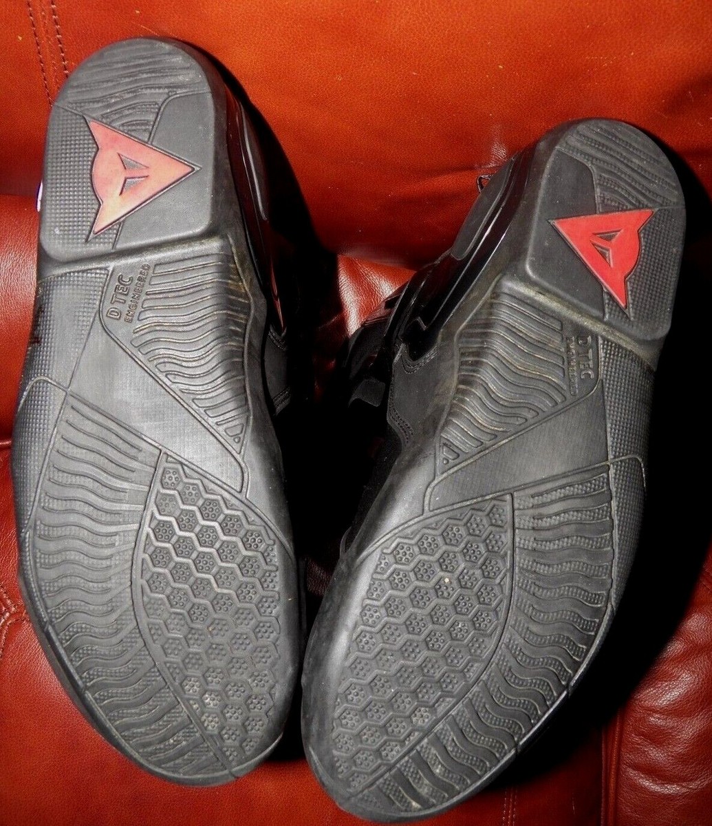Dainese TORQUE D1 OUT レーシングブーツ サイズ44 DAINESE TORQUE D1 OUT MOTORCYCLE BOOTS. ALL BLACK US MEN'S