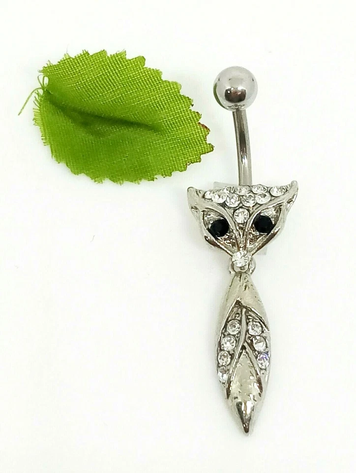 Piercing da ombelico banana in acciaio gioiello argento volpe con brillantini di - Immagine 3 di 4