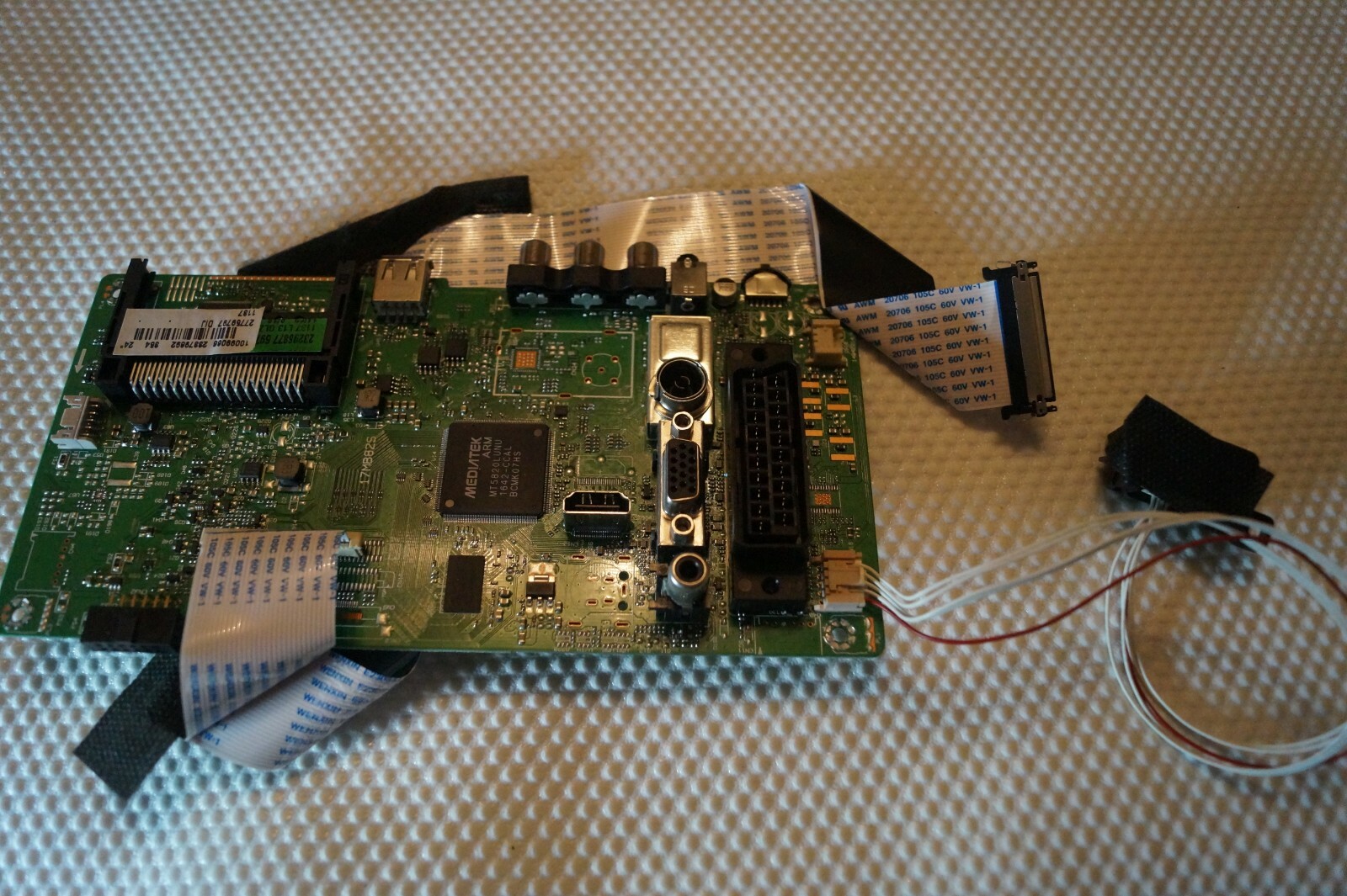 MAIN BOARD 17MB82S 23379692 FOR 24"" JMB JTC0124005B/01 LED TV, VES236WNVC-2D-N05