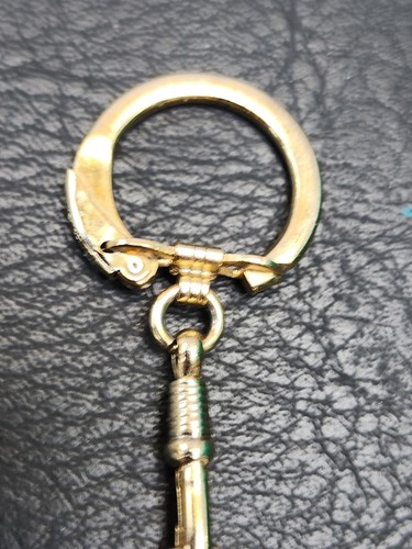 Vintage Dauphine Renault Uncut Car Key & Keychain New Old Stock - Picture 4 of 7