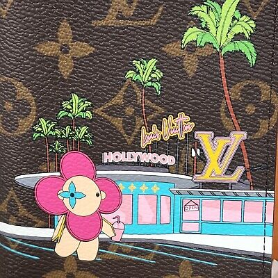 Louis Vuitton Wallet & Passport Cover Holder Vivienne Holiday Ed. Limited  2022