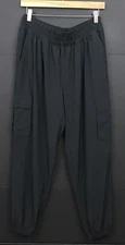 Vuori Women's Villa Cargo Jogger Pants Black VW4056 Size L