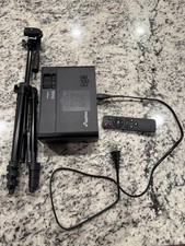 ELEPHAS W13 LED Przenośny mini WiFi Projektor filmowy Pilot zdalnego sterowania ze stojakiem