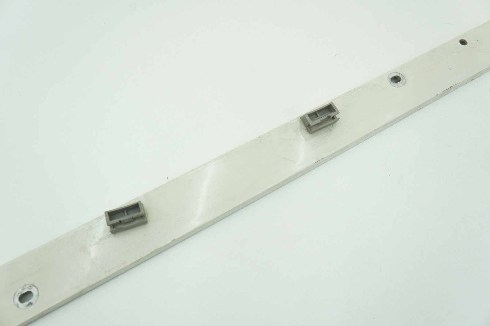 Right Sill Trim Panel White (r29) OEM 41137116277 Rolls Royce Phantom Vii 2006