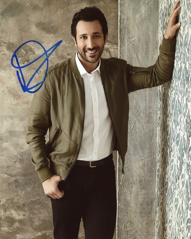 Desmin Borges "You're the Worst" AUTOGRAPH Signed 8x10 Photo ACOA