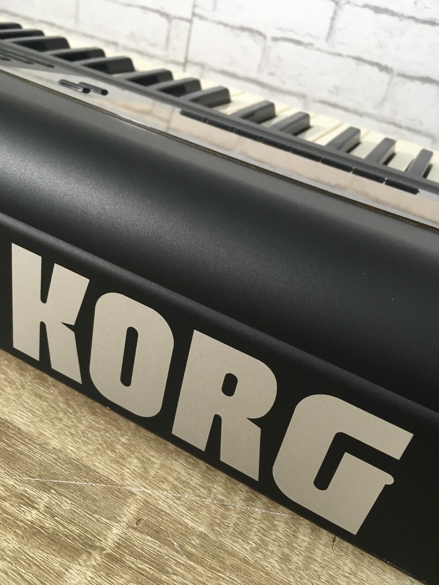 Korg 01/W FD 61-Key Music Workstation Keyboard Synthesizer w
