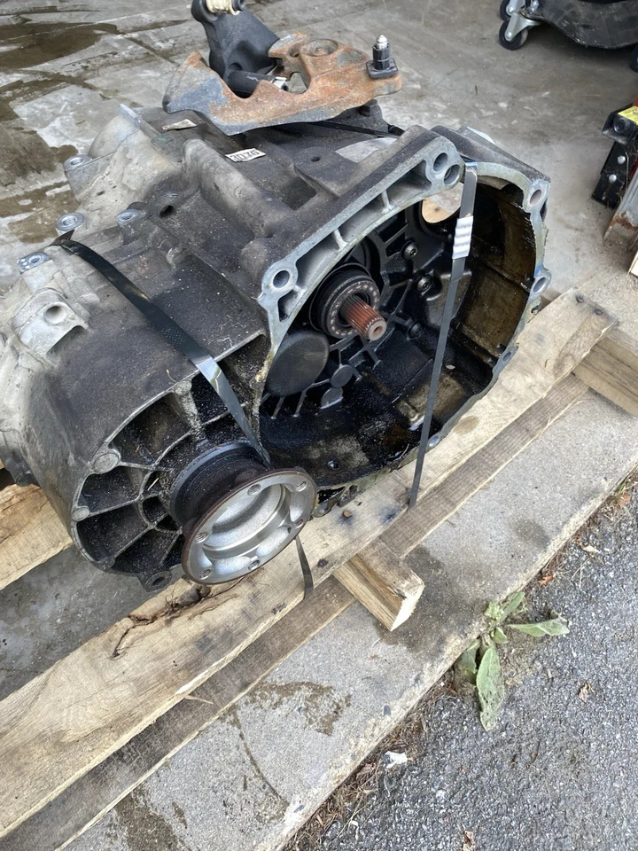 VW GOLF MK6 GTI JETTA 2010-2014 2,0 TRACCIÓN DELANTERA 6 VELOCIDADES MONTAJE DE TRANSMISIÓN MANUAL Foto 2 de 4