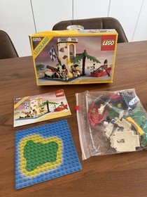 Lego Legoland Pirates Set 6265 Sabre Island inc Box, Instructions 80s