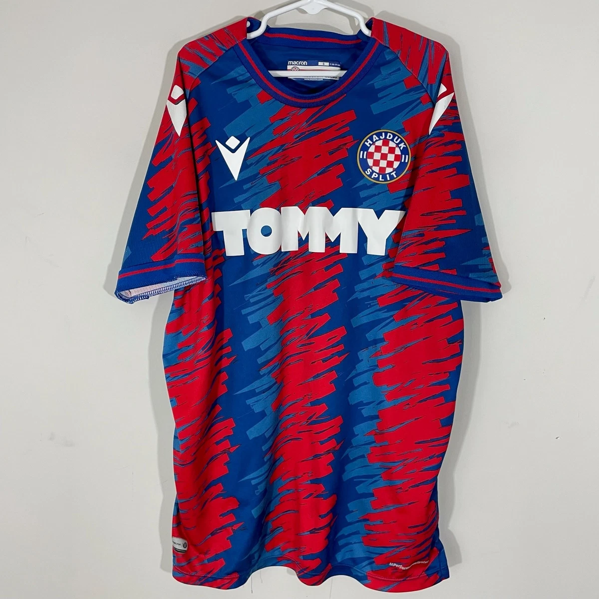 リアル・ソシエダ MERINO 8番 ジャージ Lサイズ macron Preços baixos em Roupa de Futebol Macron para Homens | eBay