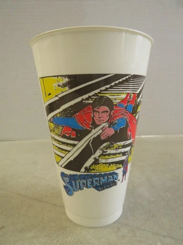 Vintage 1978 Superman The Movie Train Tracks Pepsi Plastic 5.5" Cup Comet