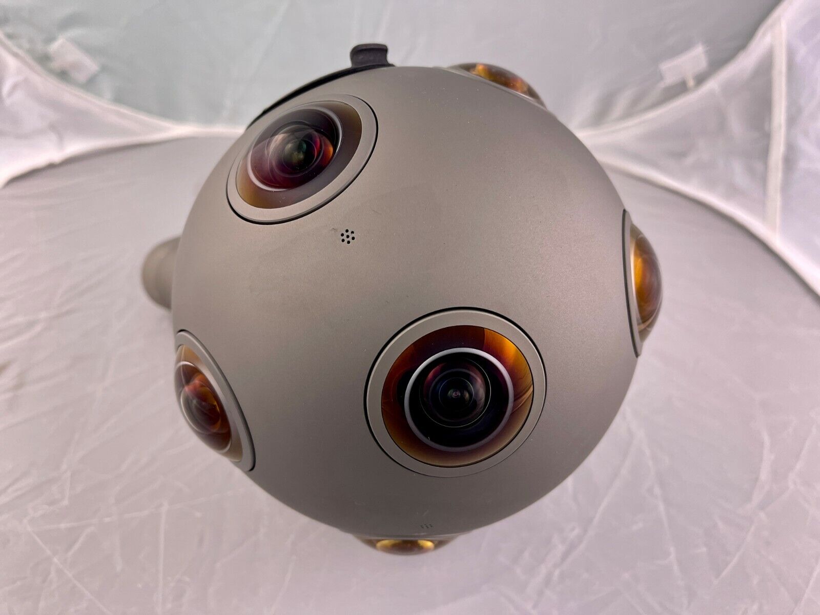 Testamos a Nokia Ozo, supercâmera 360 graus que custa mais de R$ 150 mil