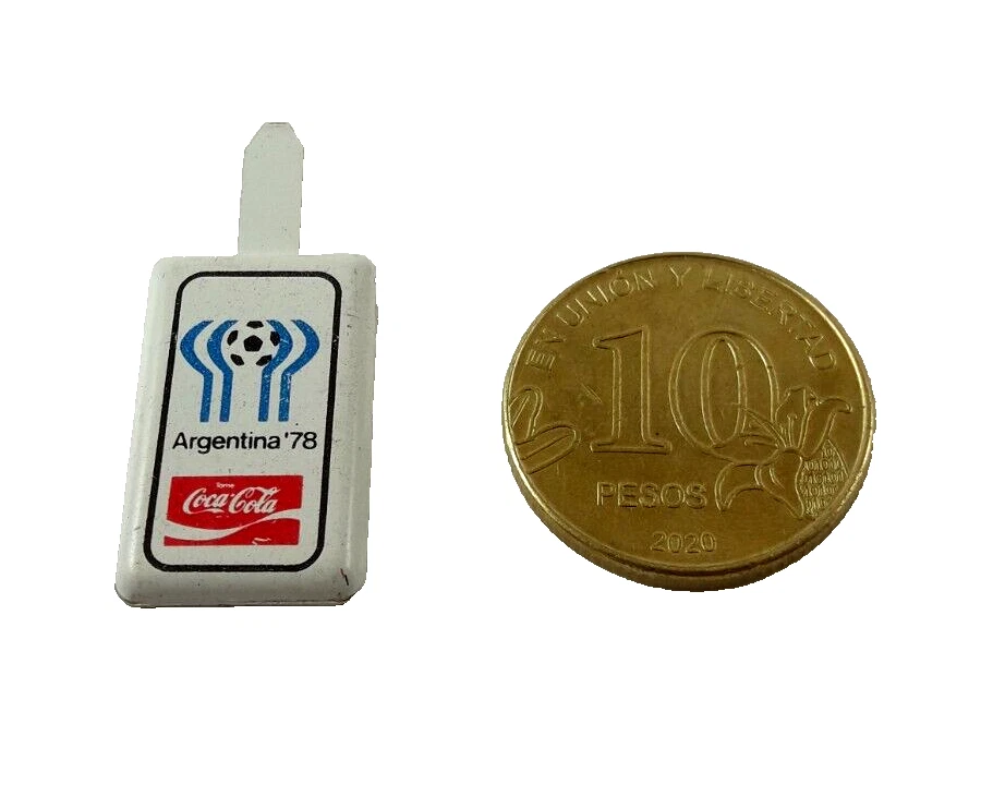 1978 Argentina World Cup Lot of 4 Rare Tin Press Pins Coca-Cola Promo Soccer - Image 4 of 4