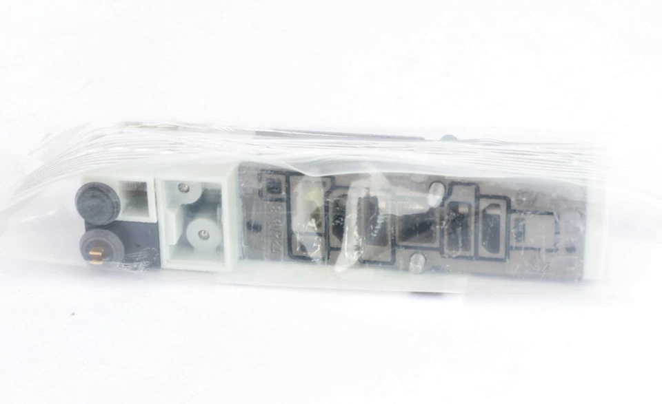 Festo VMPA2-M1BH-M-PI 5/2 Way Pneumatic Directional Control Solenoid Valve - Image 3 of 4