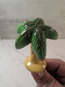 Nora Fleming Mini In The Breeze Palm Tree A29 Gold On Palms