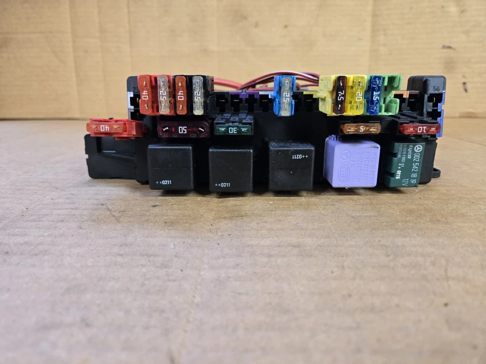 2001-2006 Mercedes-Benz CL600 Rear Relay Fuse Control Module A0315451632 OEM - Image 2 of 4