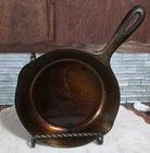 Wagner ware Cast Iron Skillet #5 Size, 8 Inch Skillet No Rust