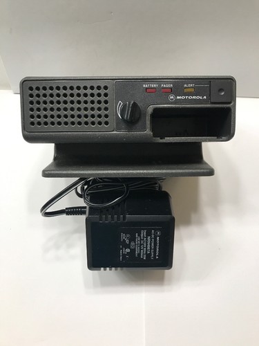 Motorola Minitor II (2) Pager Amplified Charger & Power Supply, NRN4985B, Tested