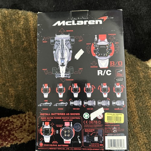 MCLAREN F1 #6 Kimi Raikkonen 1:24 Battery RC. Wrist Controller and Hard Case - Picture 2 of 7