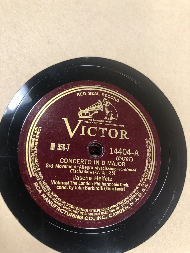 JASCHA HEIFETZ TSCHAIKOWSKY CONCERTO IN D MINOR FOR VIOLIN 78RPM 4-DISC SET 1012 - Image 2 of 4