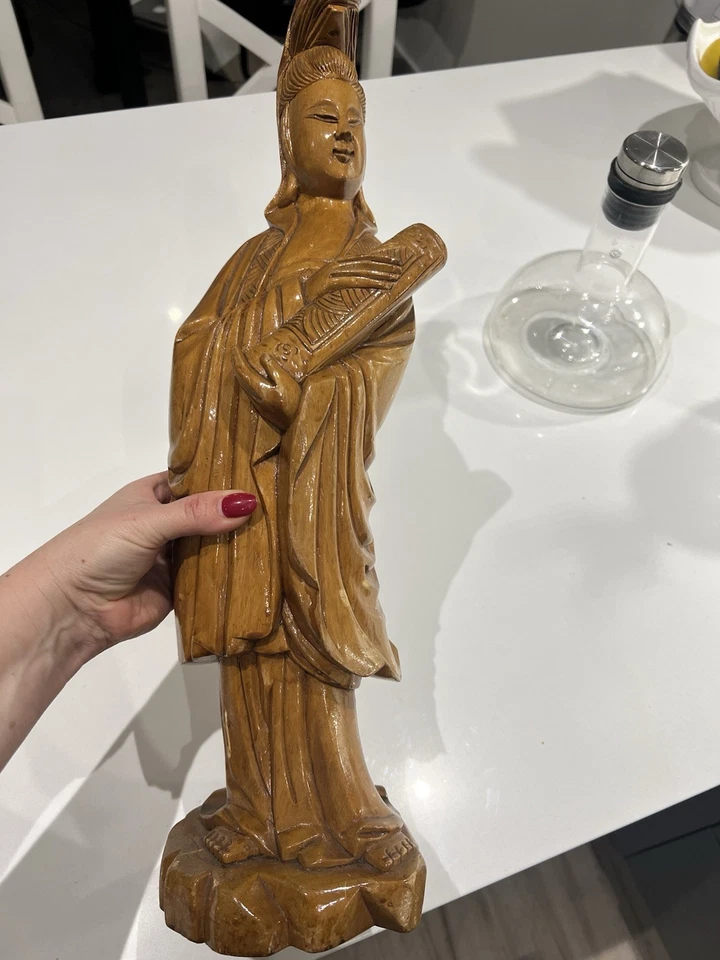 Vintage hand-carved wooden figurine Guanyin Chinese Buddhist Bodhisattva statue - Image 2 of 4
