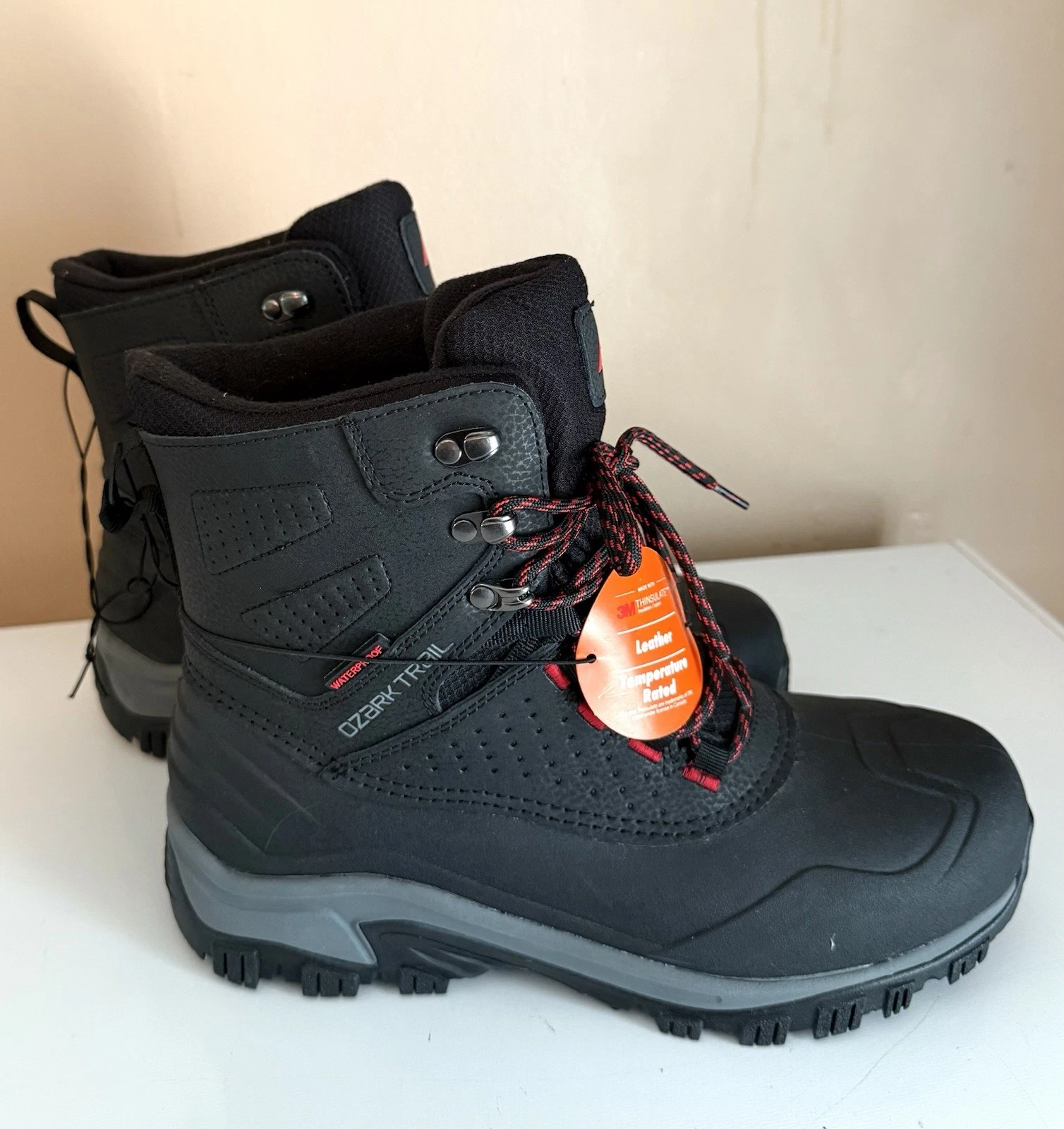 MEN'S SIZE 8 OZARK TRAIL INSULATED WATER RESISTANT LEATHER SNOW BOOTS NWT
Opens in a new window or t